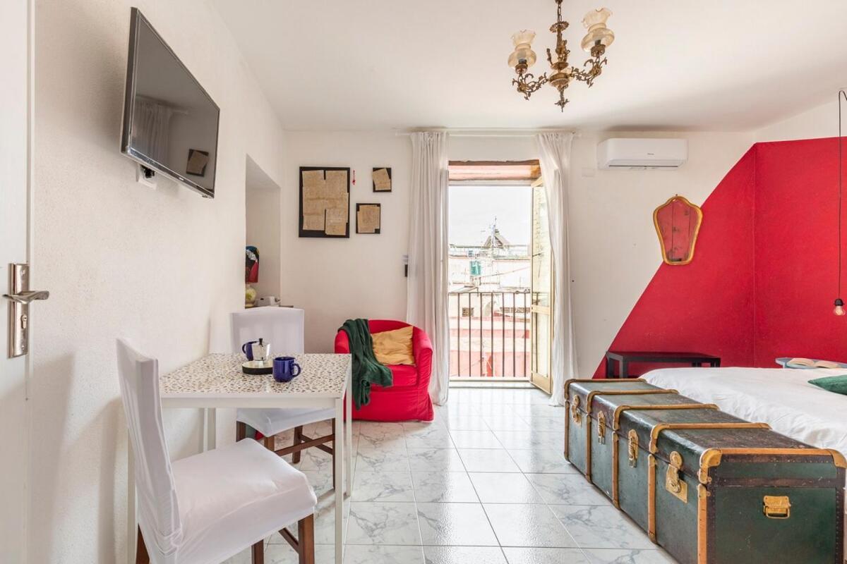 Maiorani 31 Guest house